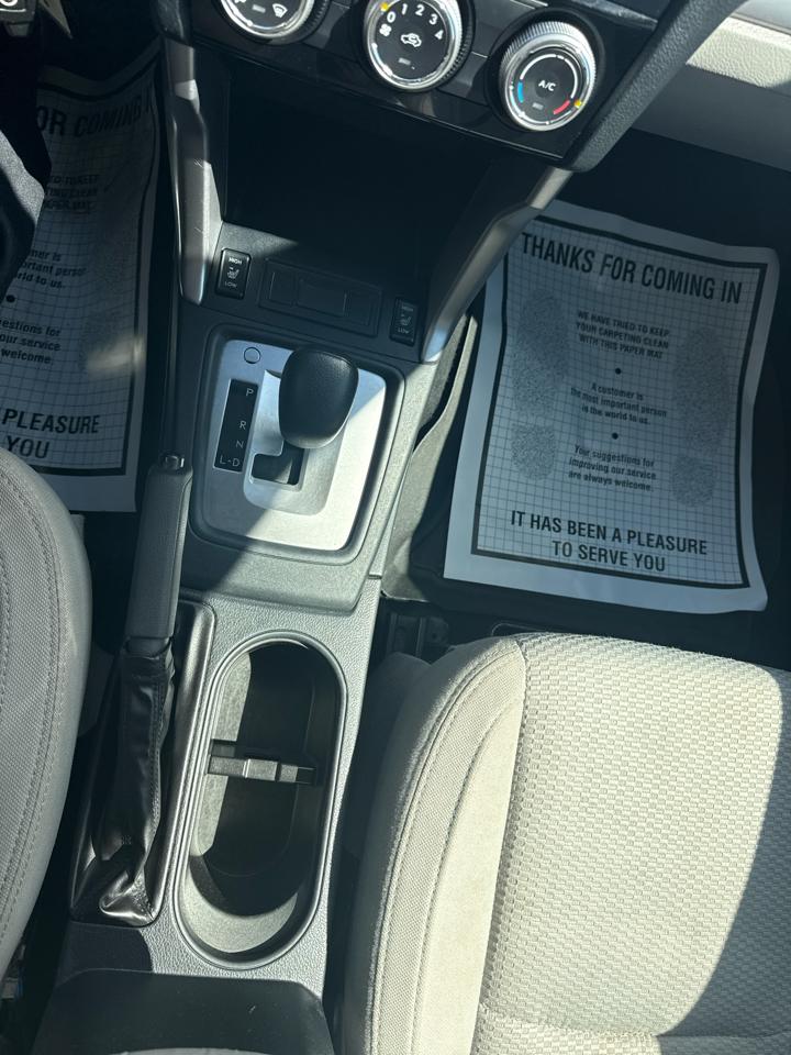 Subaru Forester 2.5i Premium PZEV CVT 2016