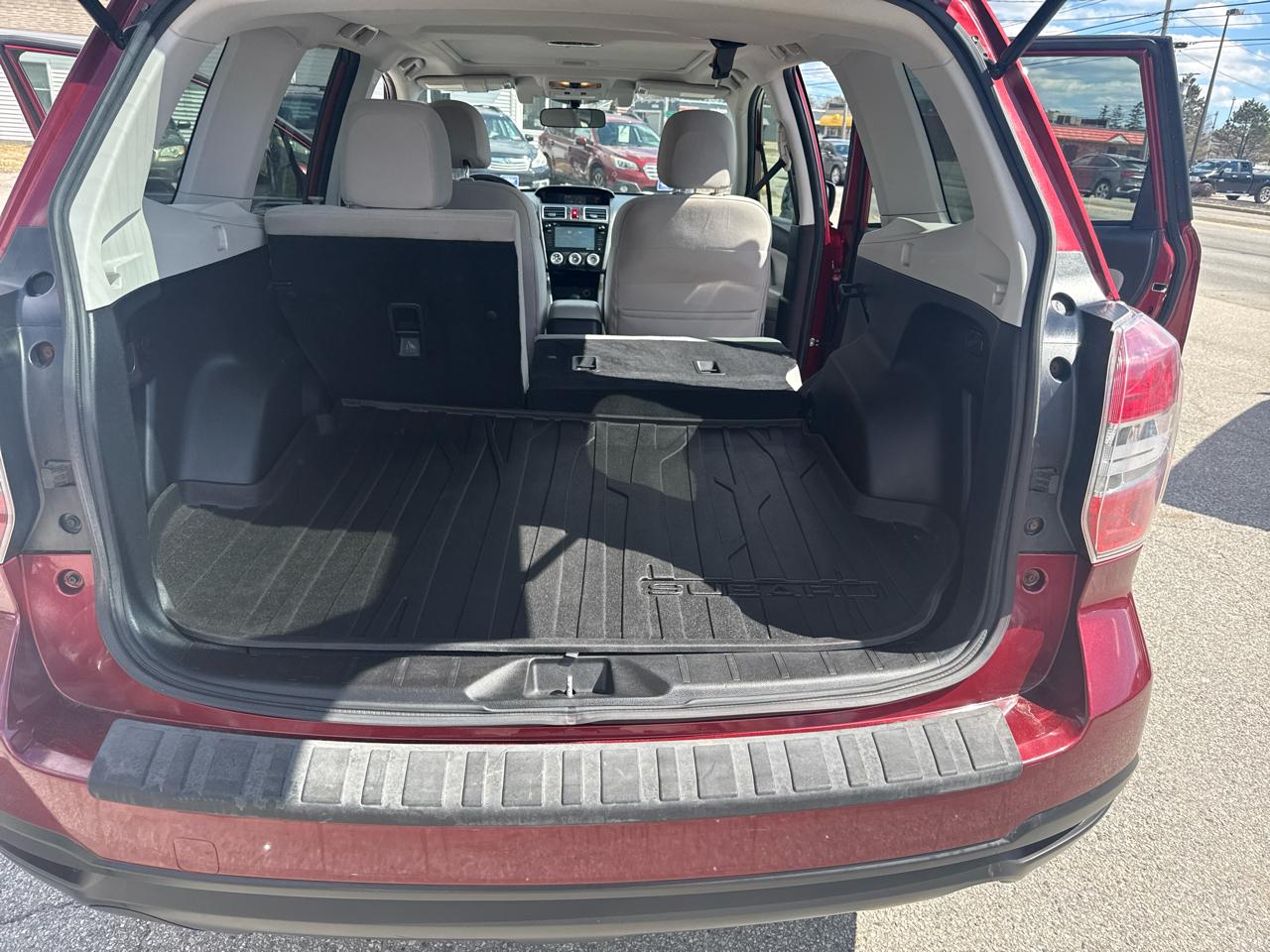 Subaru Forester 2.5i Premium PZEV CVT 2016