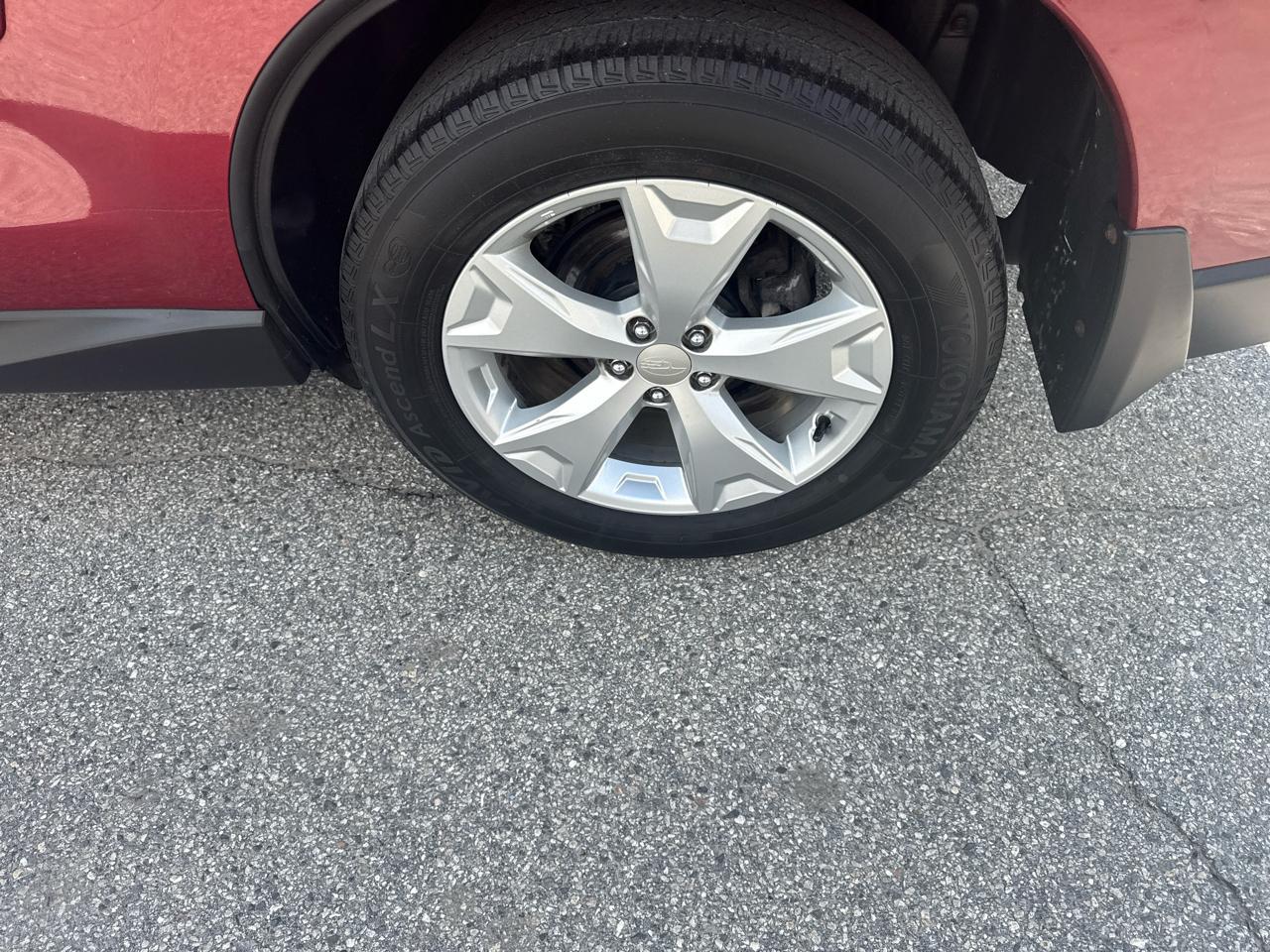 Subaru Forester 2.5i Premium PZEV CVT 2016