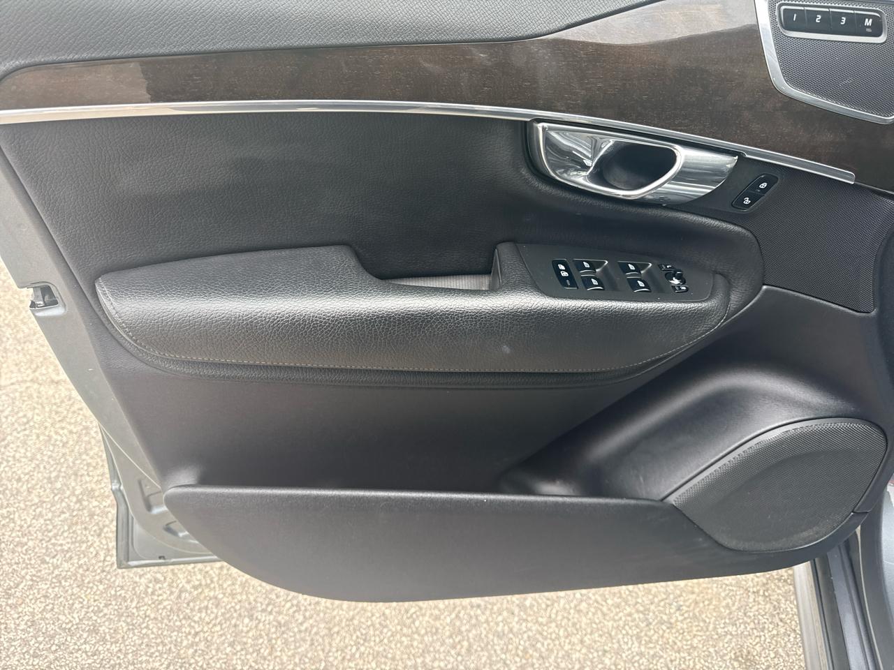 Volvo XC90 T6 Momentum AWD 2017