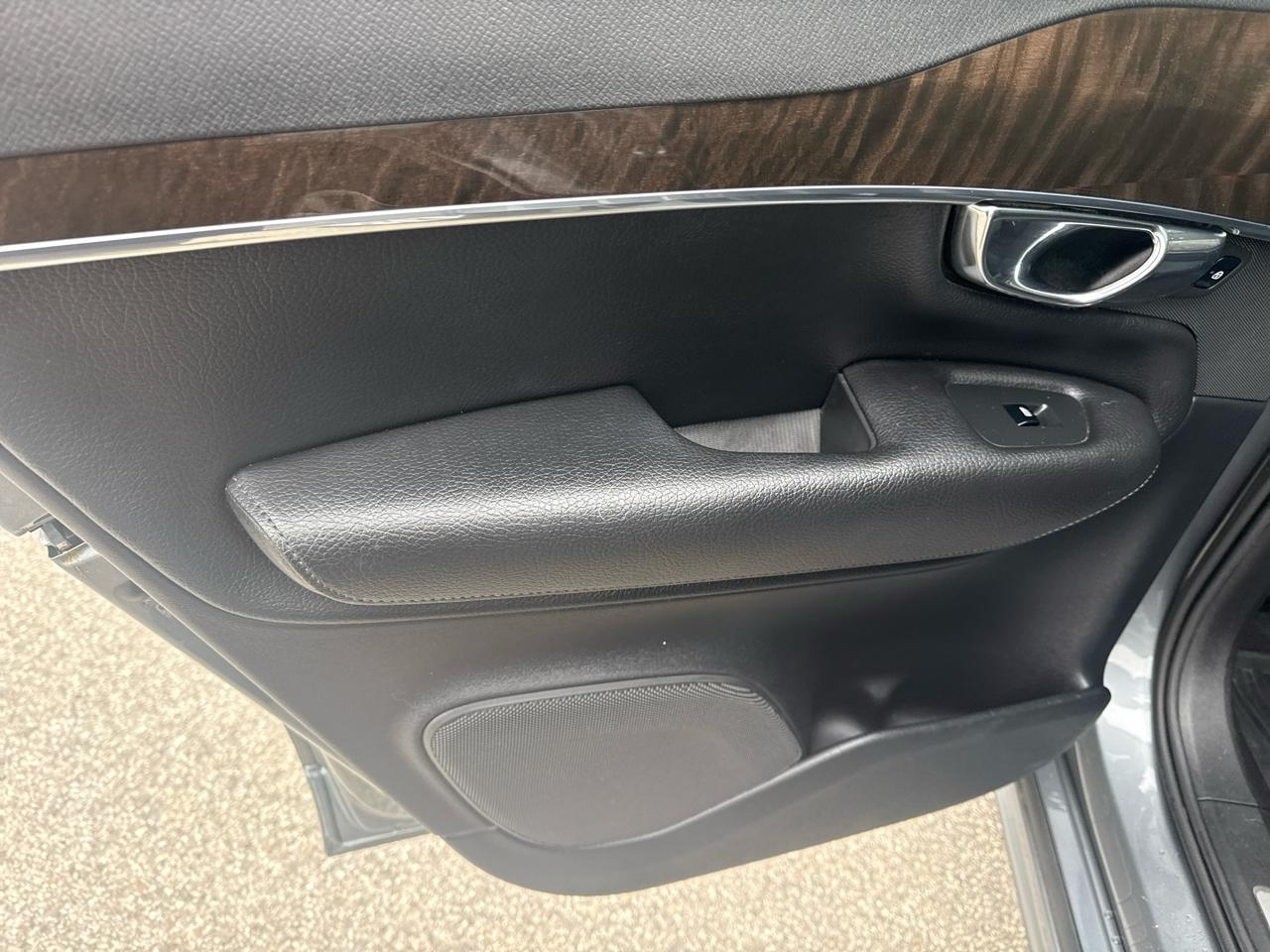 Volvo XC90 T6 Momentum AWD 2017