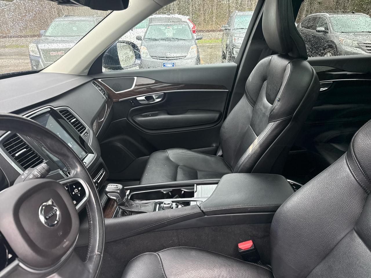 Volvo XC90 T6 Momentum AWD 2019