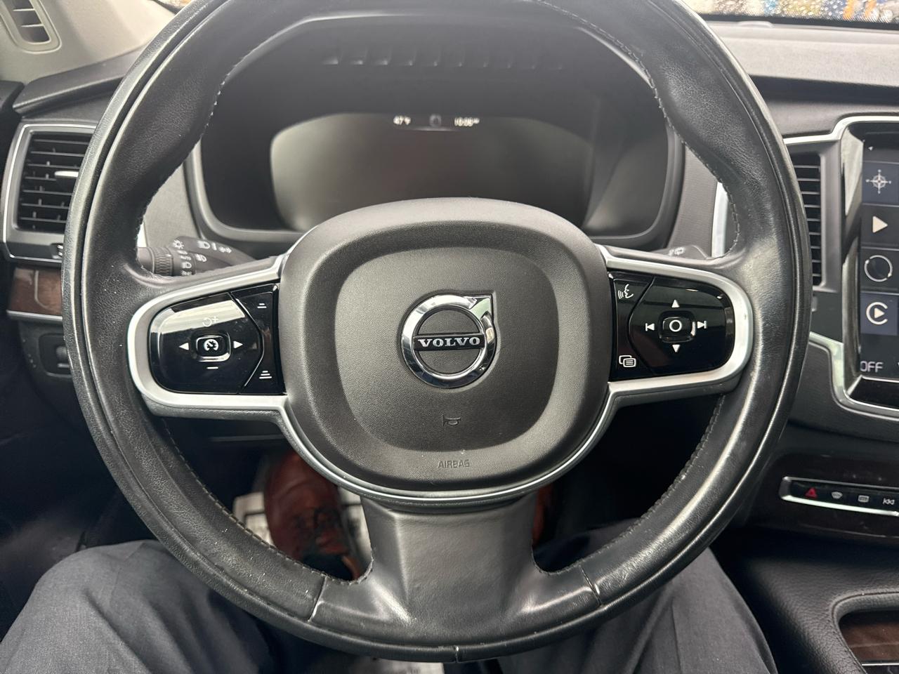 Volvo XC90 T6 Momentum AWD 2019