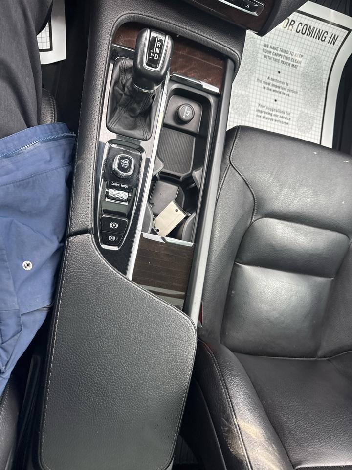 Volvo XC90 T6 Momentum AWD 2019