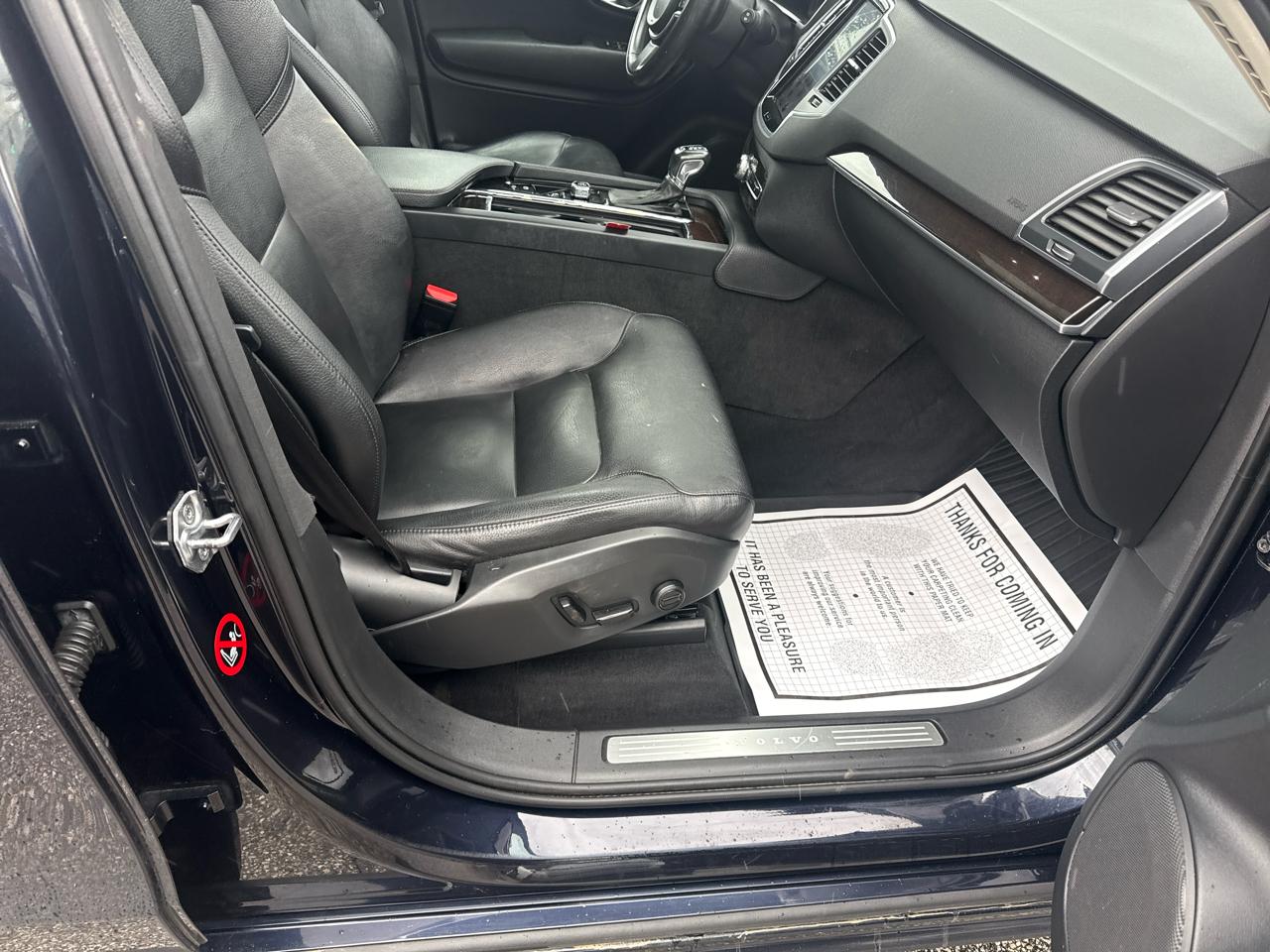 Volvo XC90 T6 Momentum AWD 2019