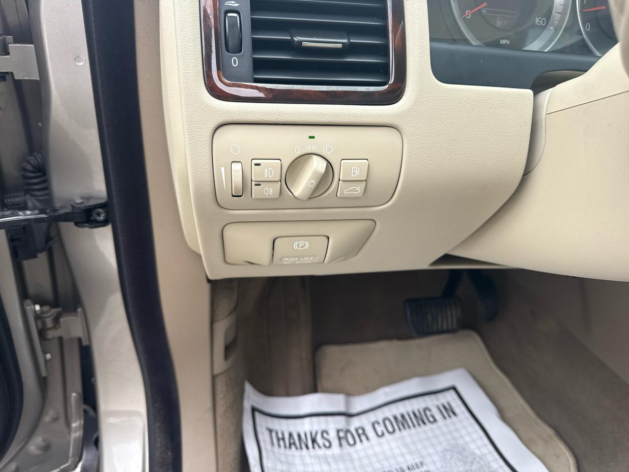 Volvo XC70 3.2 Premier 2012