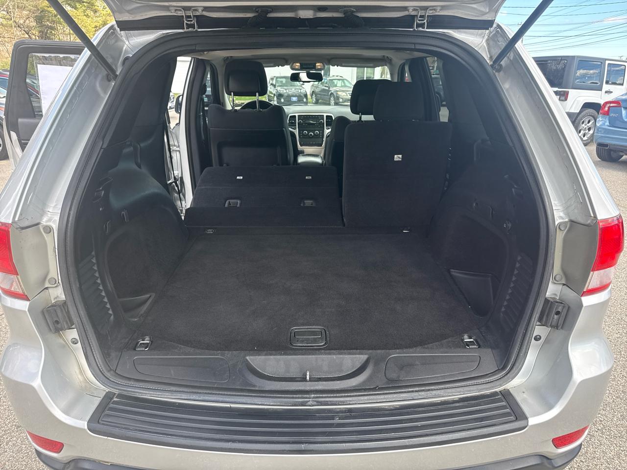 Jeep Grand Cherokee Laredo 4WD 2011