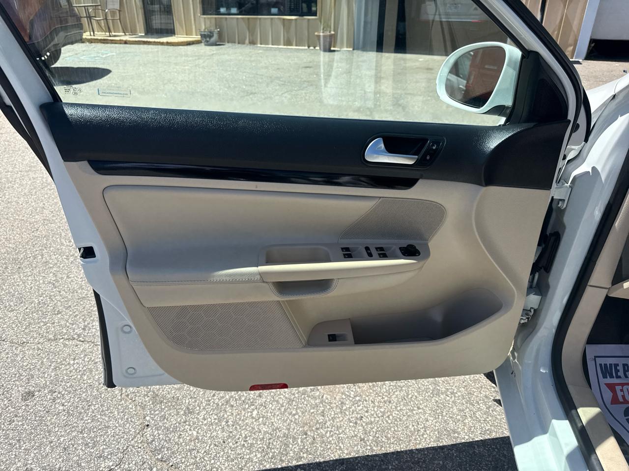 Volkswagen Jetta SportWagen 2.0L TDI 2014