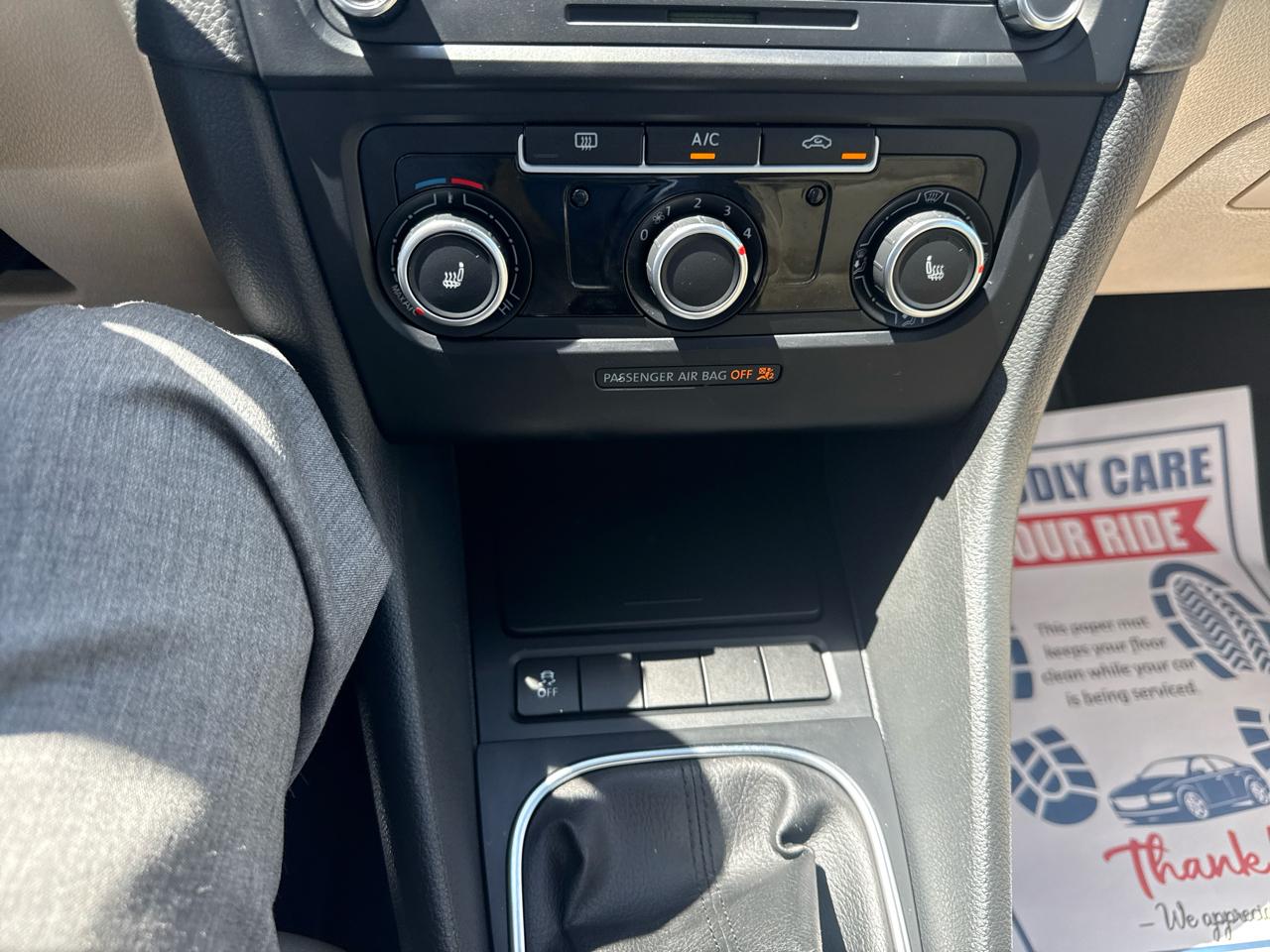 Volkswagen Jetta SportWagen 2.0L TDI 2014