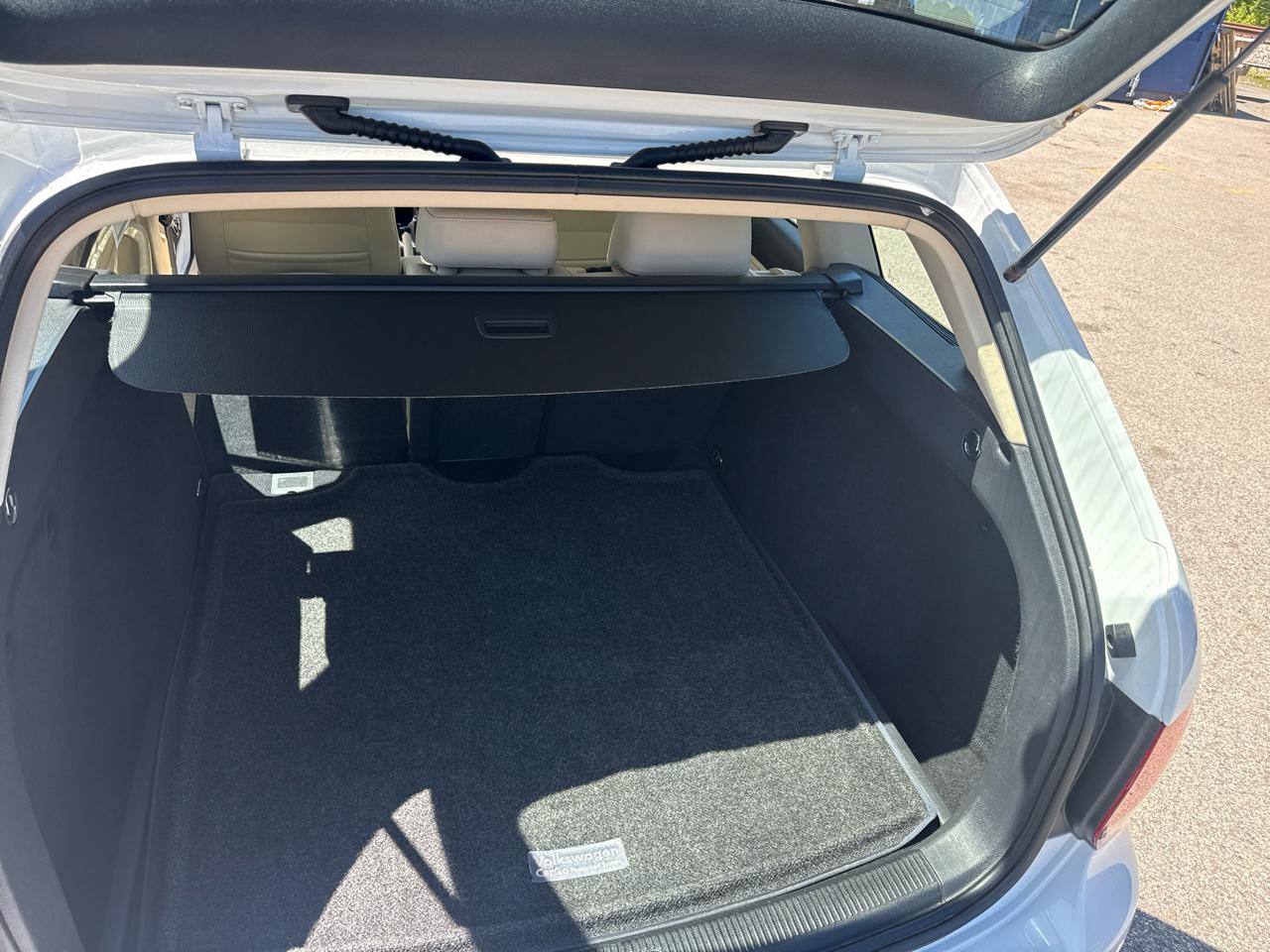 Volkswagen Jetta SportWagen 2.0L TDI 2014