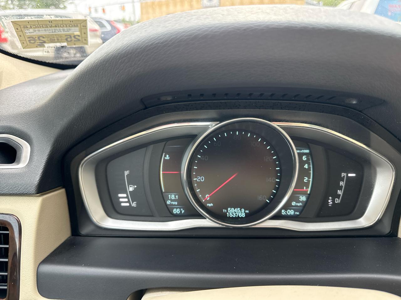 Volvo XC70 3.2 Premier+ 4WD 2015