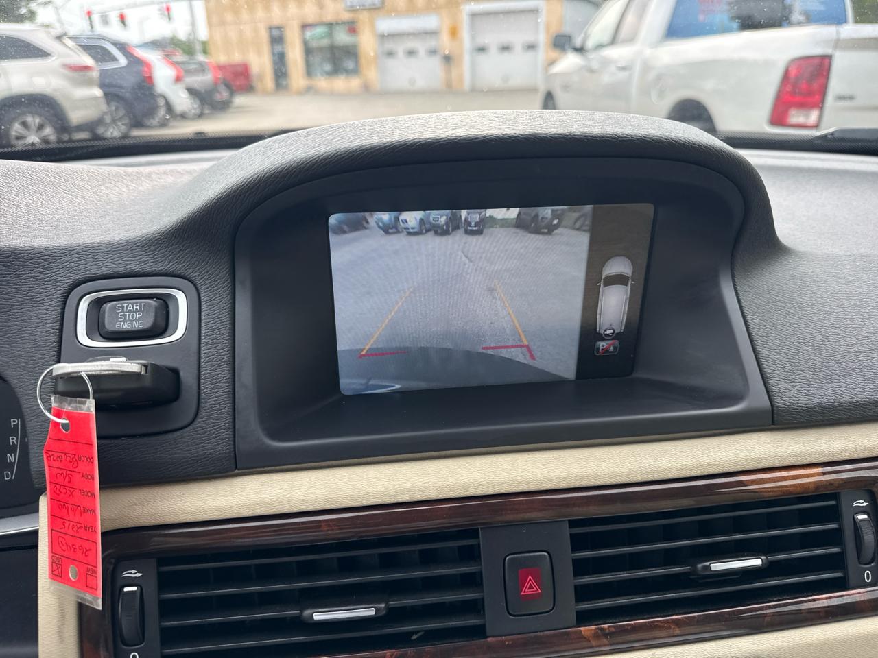 Volvo XC70 3.2 Premier+ 4WD 2015