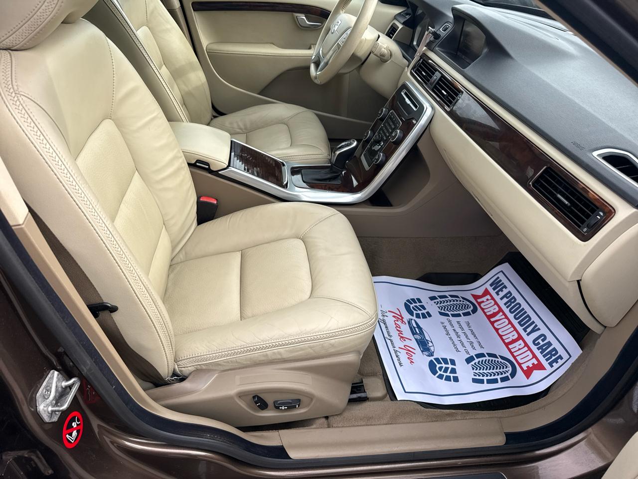 Volvo XC70 3.2 Premier+ 4WD 2015