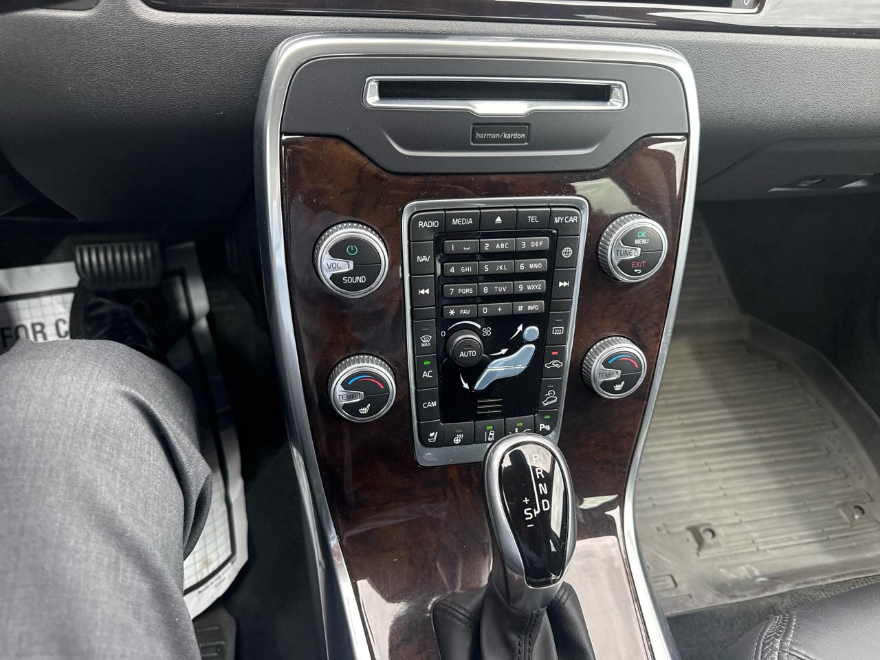 Volvo XC70 T5 Platinum AWD 2016