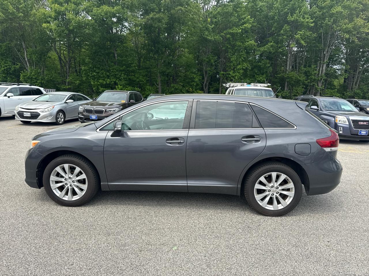 Toyota Venza LE I4 AWD 2013