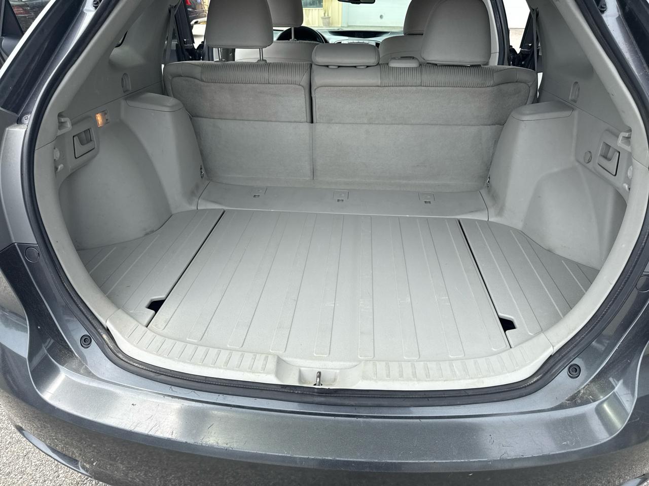 Toyota Venza LE I4 AWD 2013