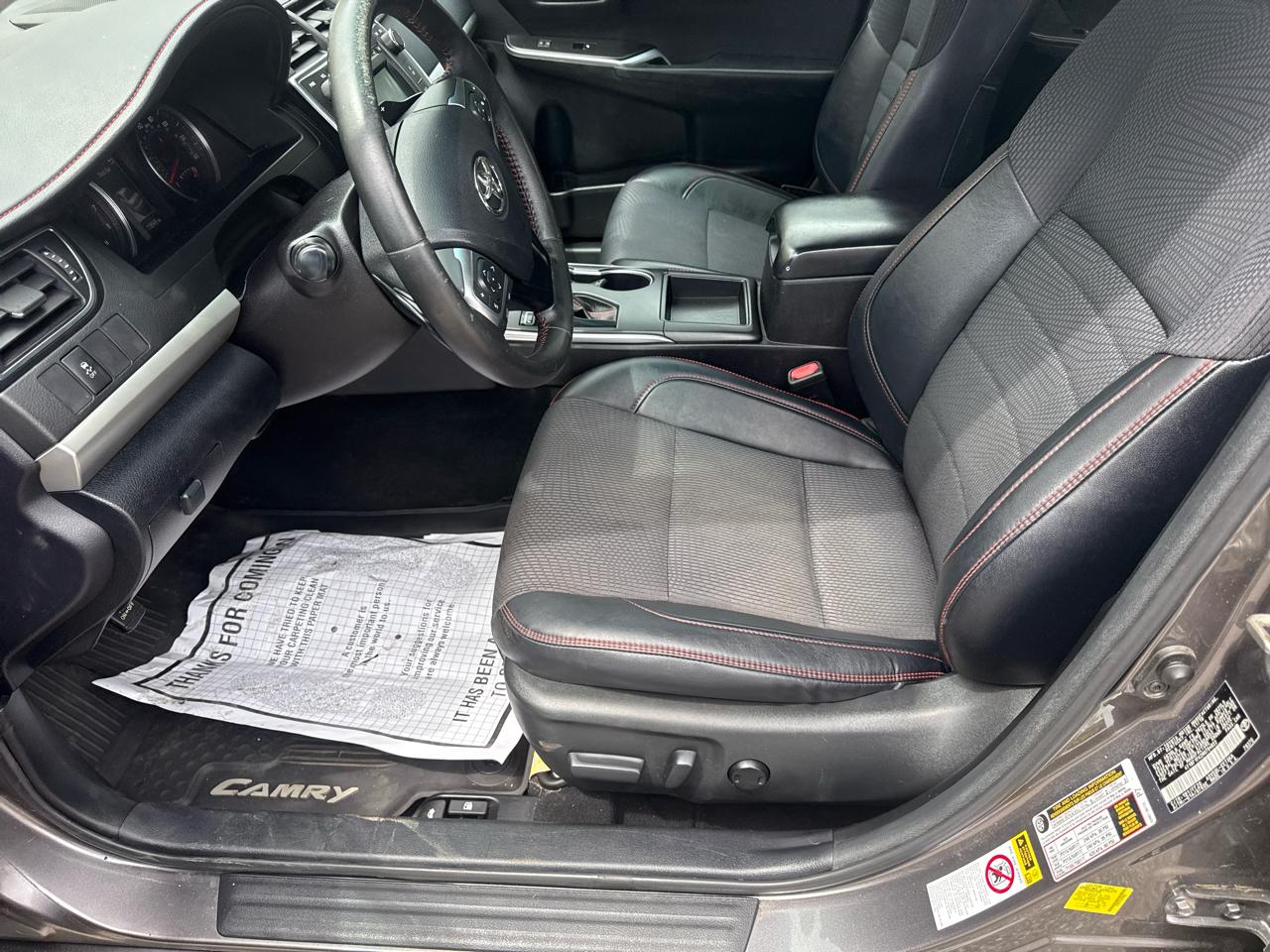 Toyota Camry SE 2017