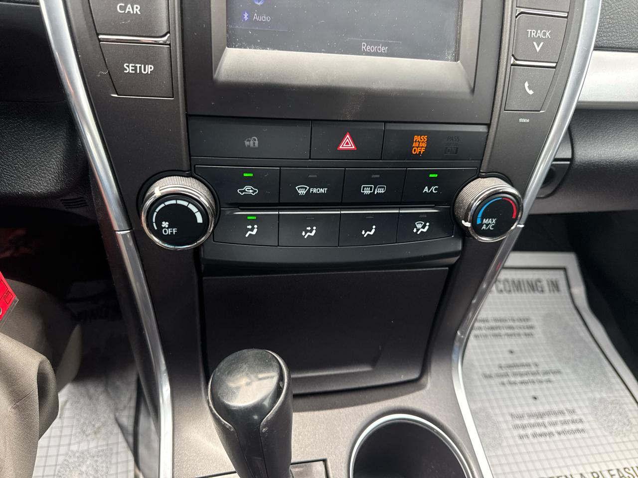 Toyota Camry SE 2017