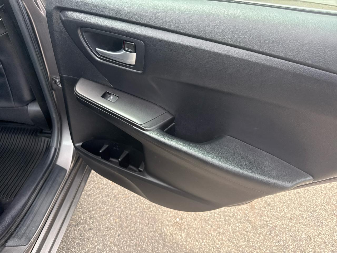 Toyota Camry SE 2017