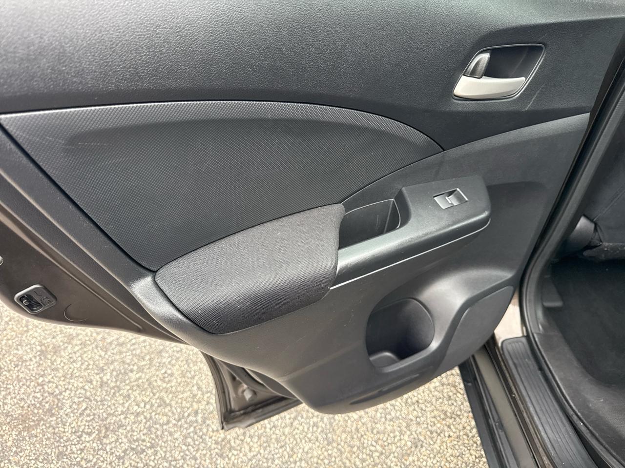Honda CR-V LX 4WD 5-Speed AT 2014