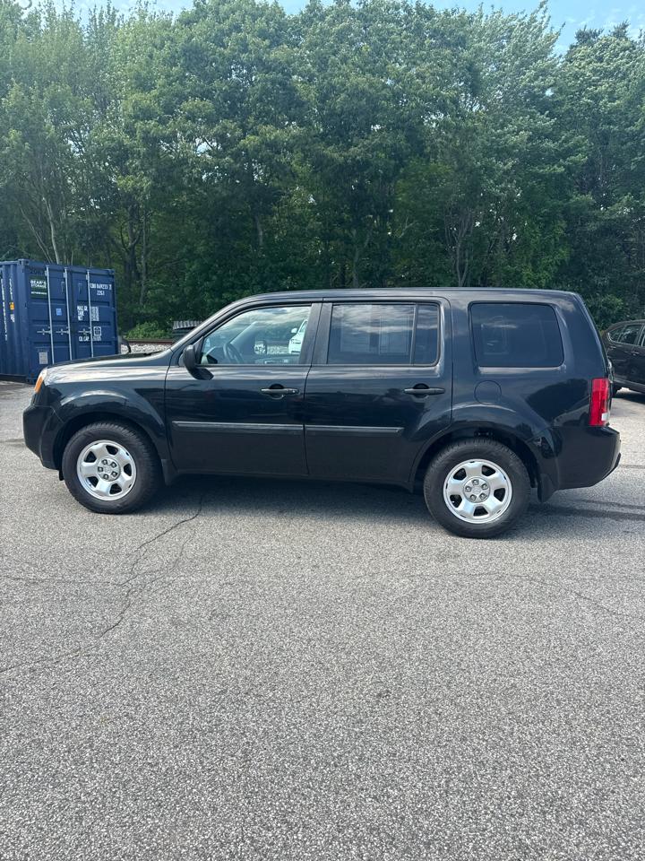 Honda Pilot LX 4WD 5-Spd AT 2011