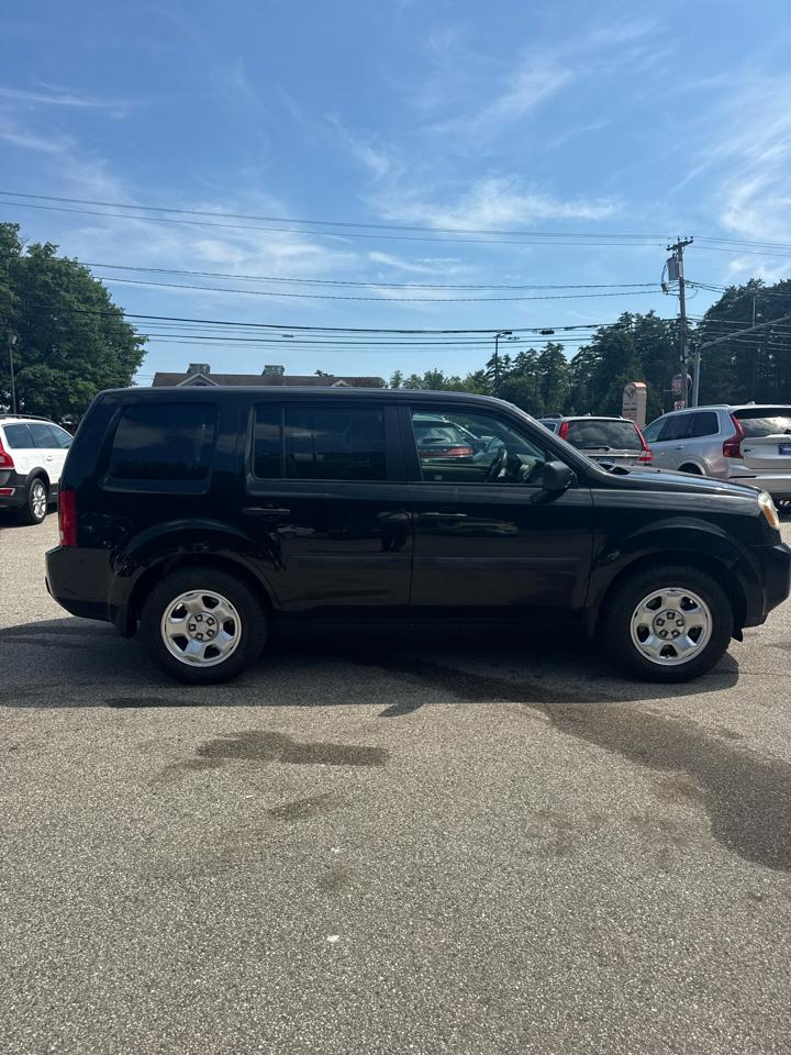 Honda Pilot LX 4WD 5-Spd AT 2011