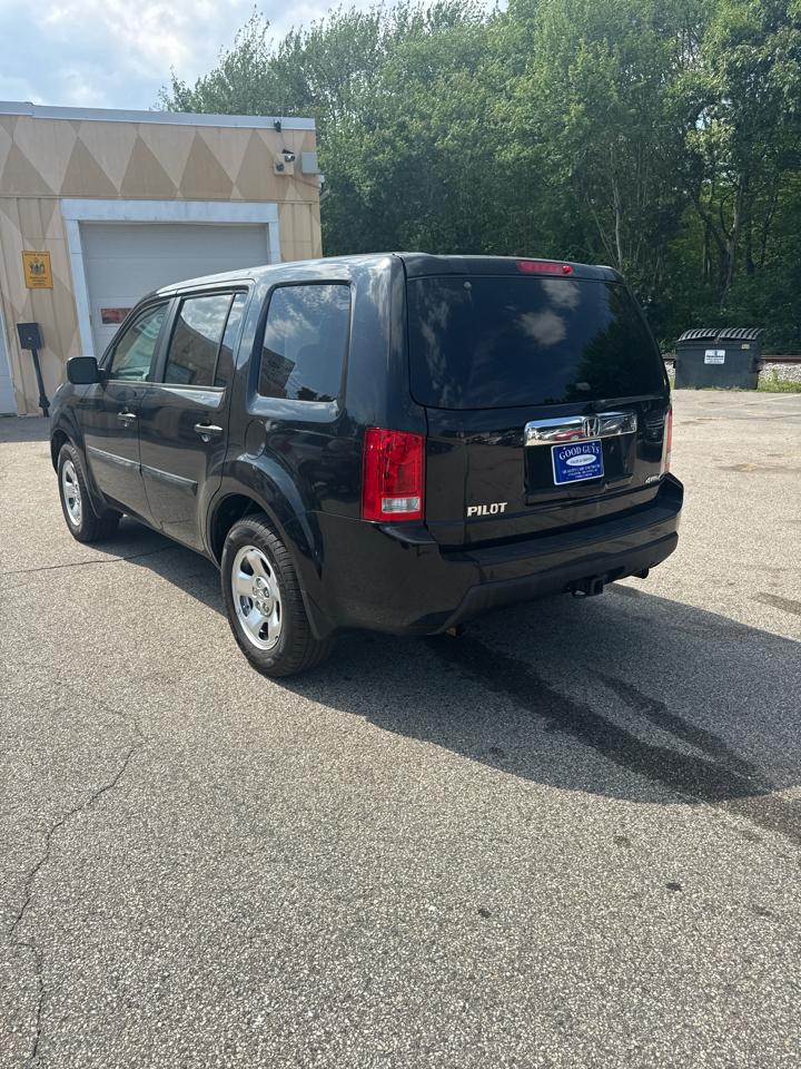 Honda Pilot LX 4WD 5-Spd AT 2011