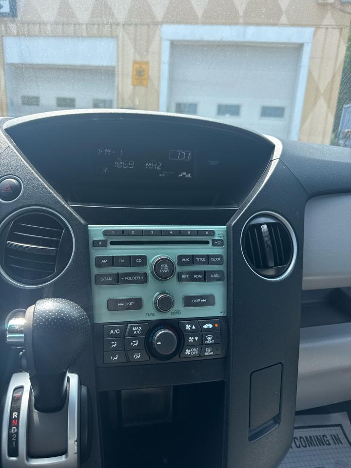 Honda Pilot LX 4WD 5-Spd AT 2011