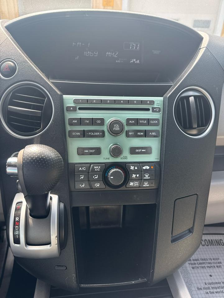 Honda Pilot LX 4WD 5-Spd AT 2011