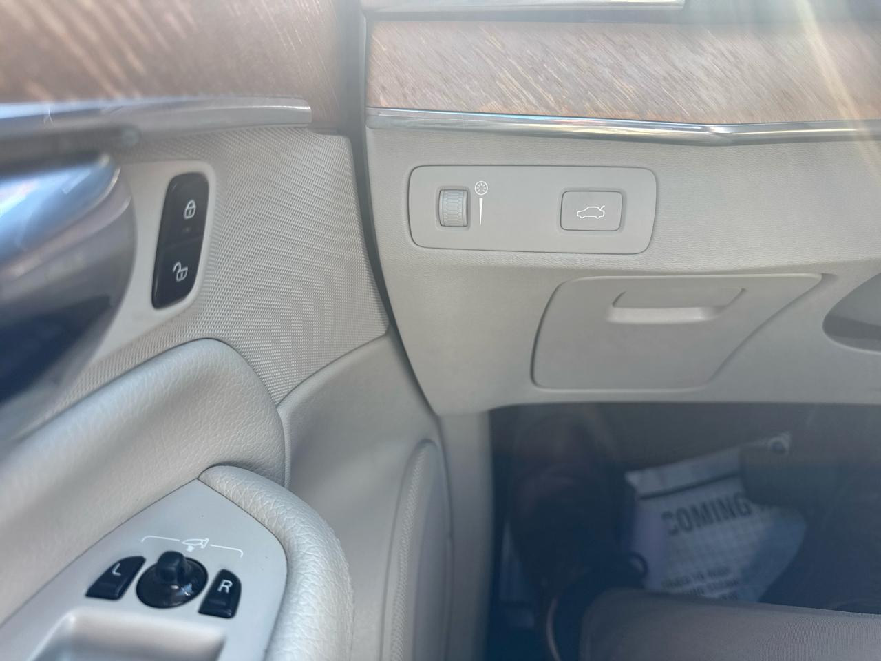 Volvo XC90 T6 Momentum AWD 2021