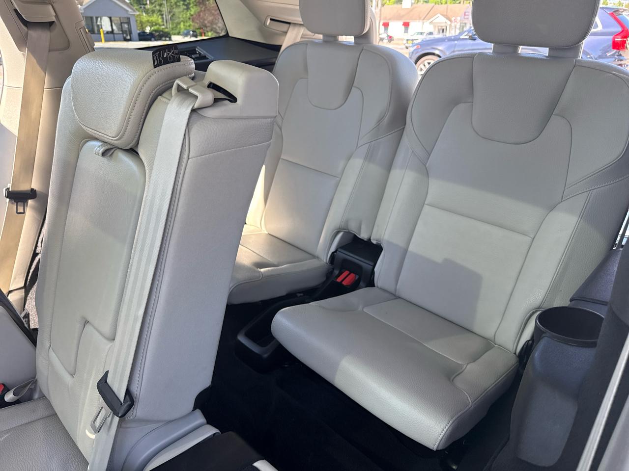 Volvo XC90 T6 Momentum AWD 2021