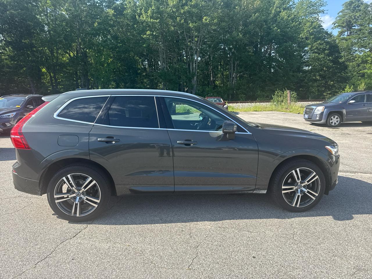 Volvo XC60 T5 Momentum AWD 2019
