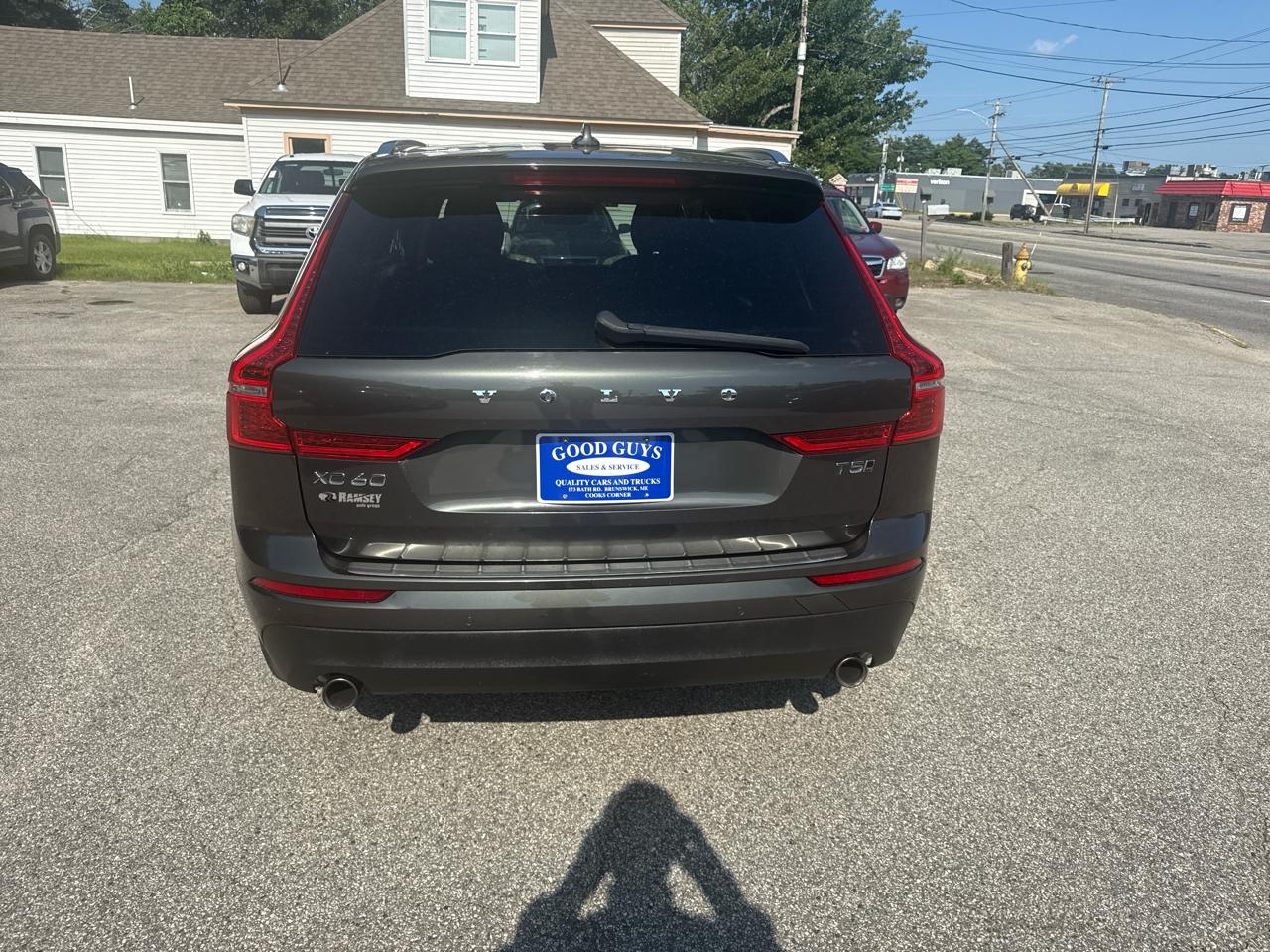 Volvo XC60 T5 Momentum AWD 2019