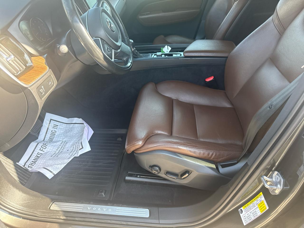 Volvo XC60 T5 Momentum AWD 2019