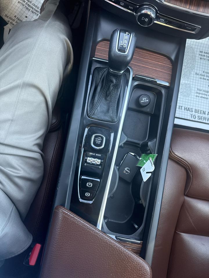 Volvo XC60 T5 Momentum AWD 2019