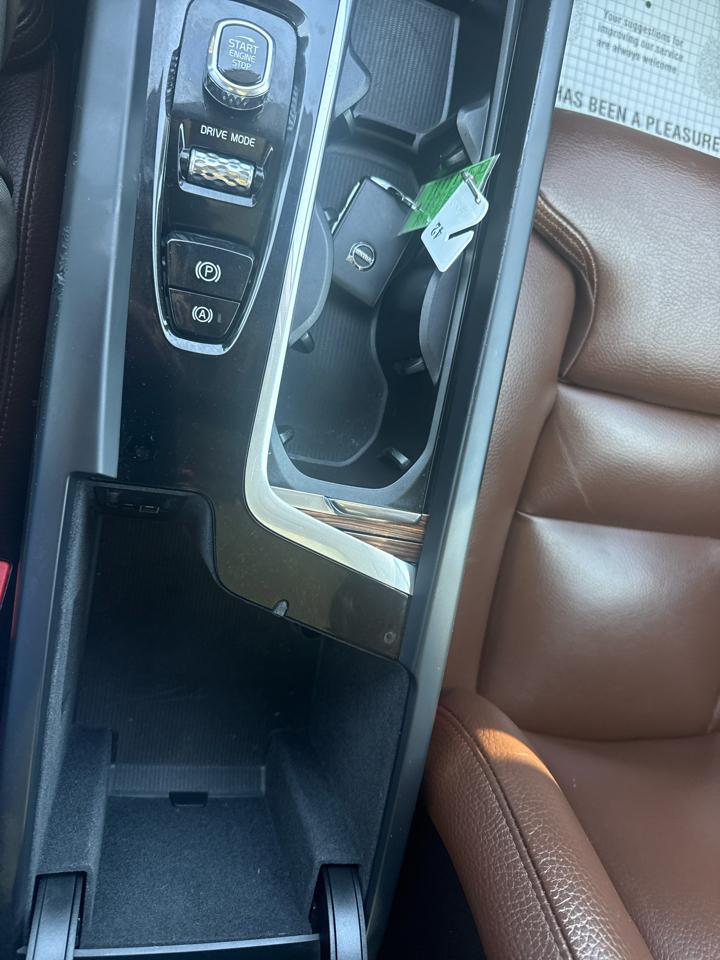 Volvo XC60 T5 Momentum AWD 2019