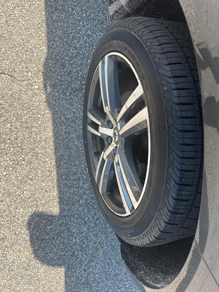 Volvo XC60 T5 Momentum AWD 2019