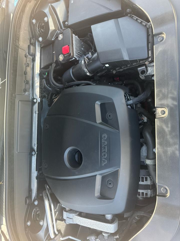 Volvo XC60 T5 Momentum AWD 2019