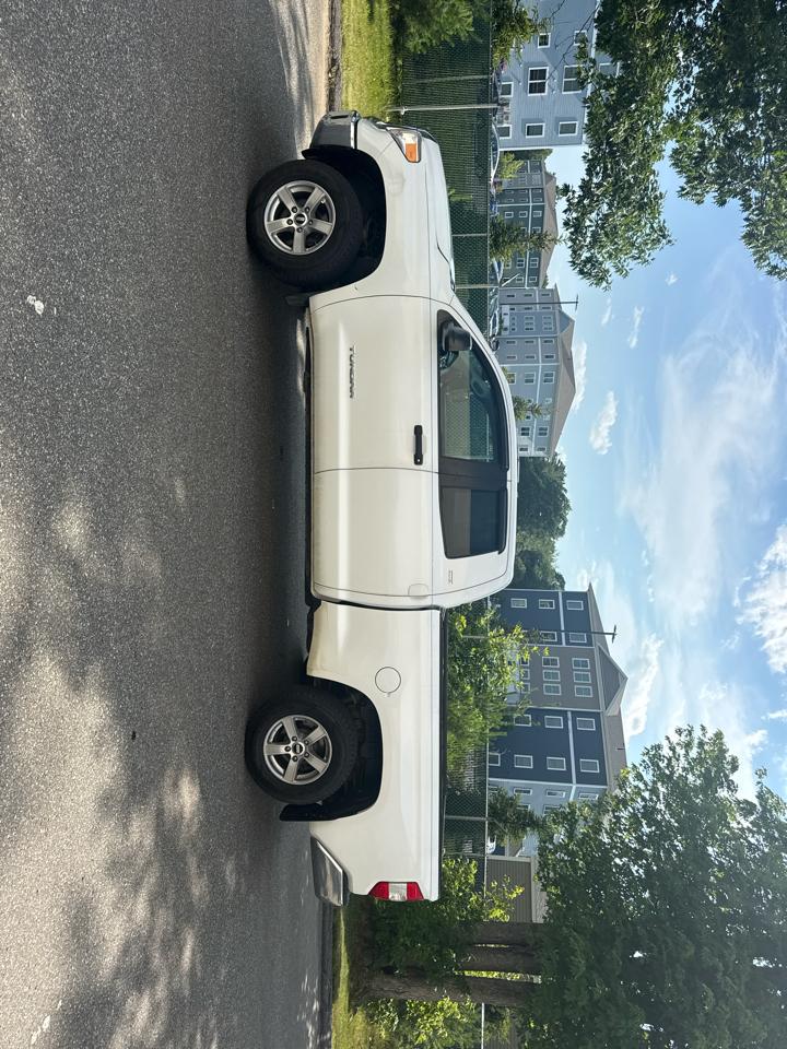 Toyota Tundra SR5 4.6L V8 Double Cab 2WD 2014