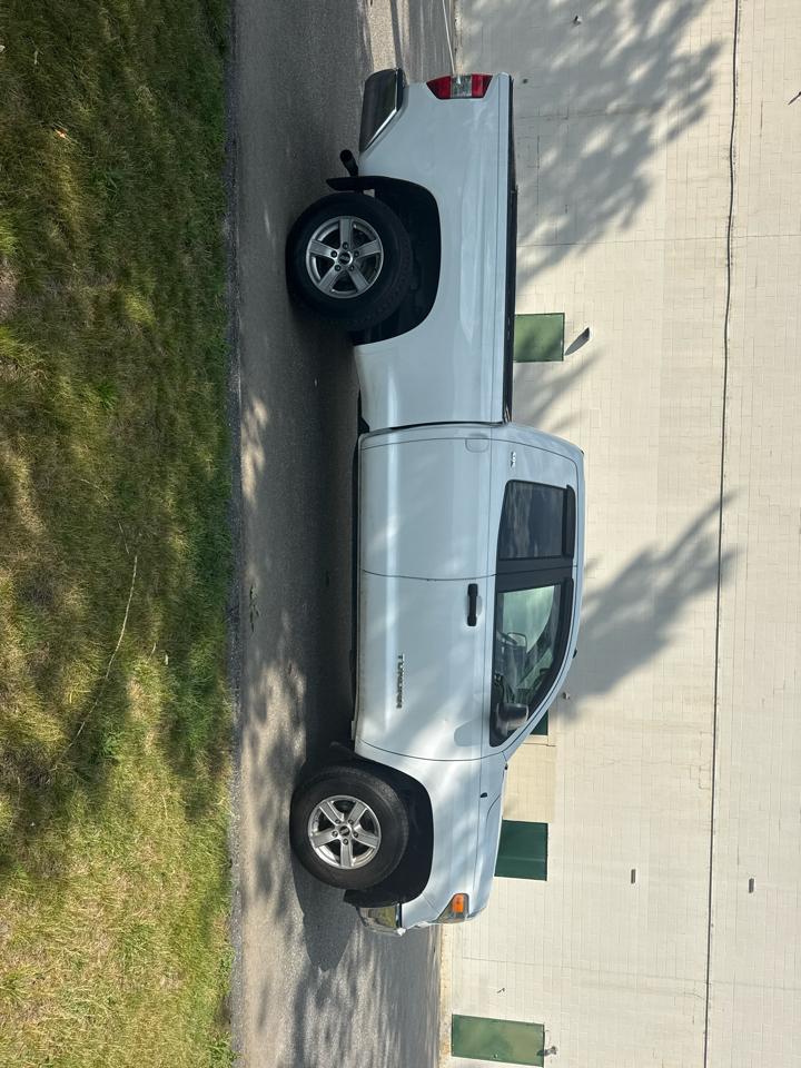 Toyota Tundra SR5 4.6L V8 Double Cab 2WD 2014