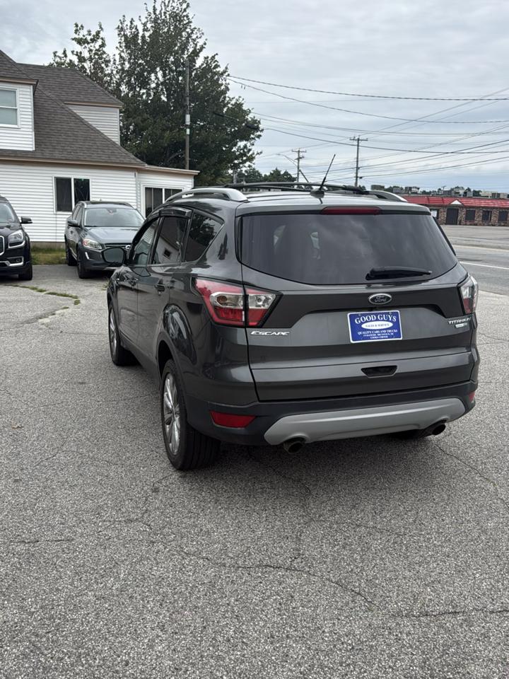 Ford Escape Titanium 4WD 2017