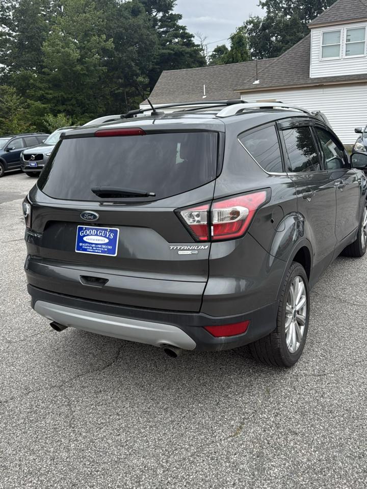 Ford Escape Titanium 4WD 2017