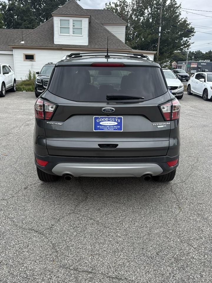 Ford Escape Titanium 4WD 2017
