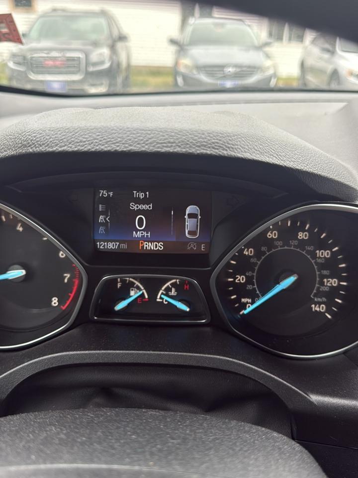Ford Escape Titanium 4WD 2017
