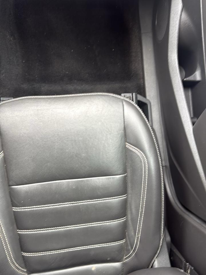 Ford Escape Titanium 4WD 2017