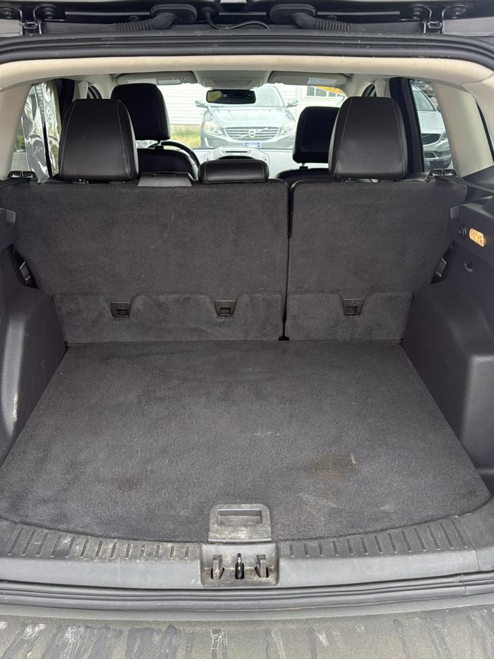 Ford Escape Titanium 4WD 2017