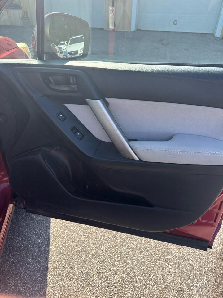 Subaru Forester 2.5i Premium 2015