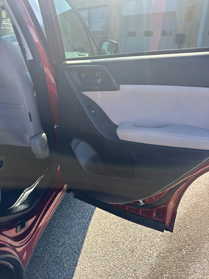 Subaru Forester 2.5i Premium 2015