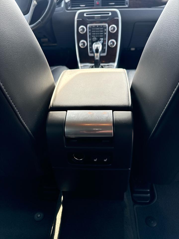 Volvo XC70 T5 Classic Platinum AWD 2016