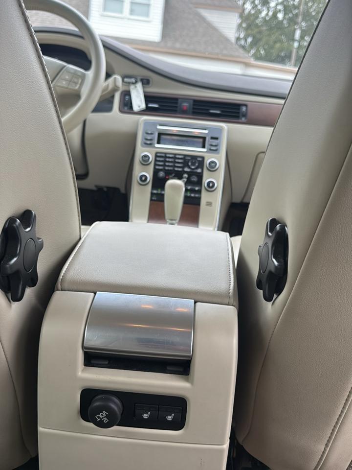 Volvo XC70 3.2 2011